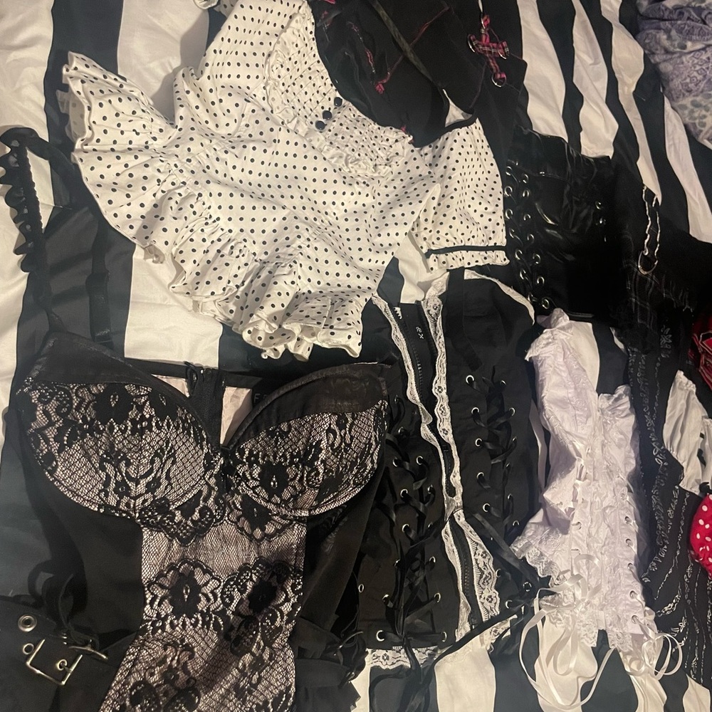 !! TRADE POST !! - Picture 5 of 7